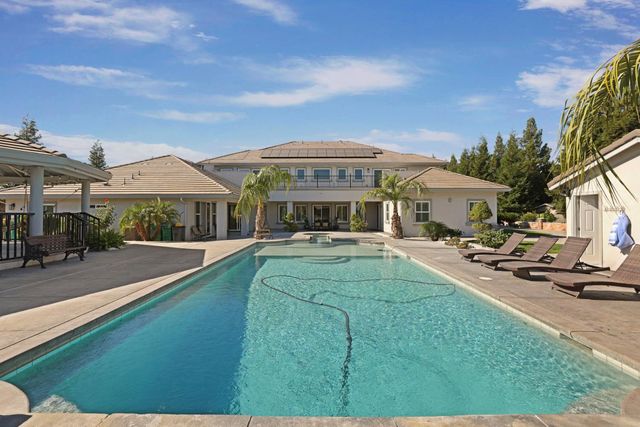 4600 Tudor Rose Gln, Stockton, CA 95212