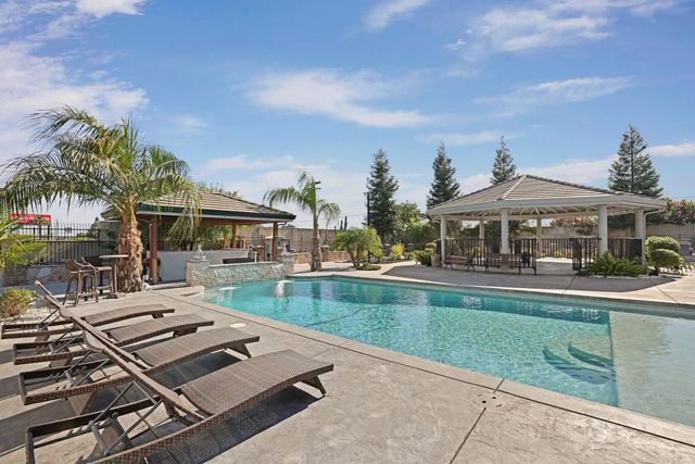 4600 Tudor Rose Gln, Stockton, CA 95212