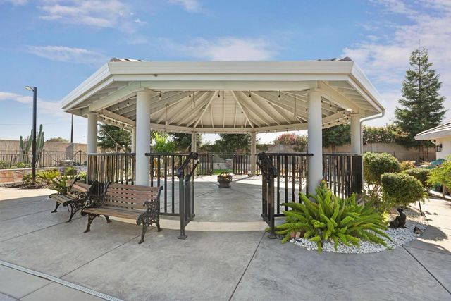 4600 Tudor Rose Gln, Stockton, CA 95212