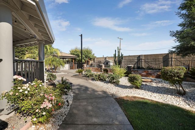 4600 Tudor Rose Gln, Stockton, CA 95212