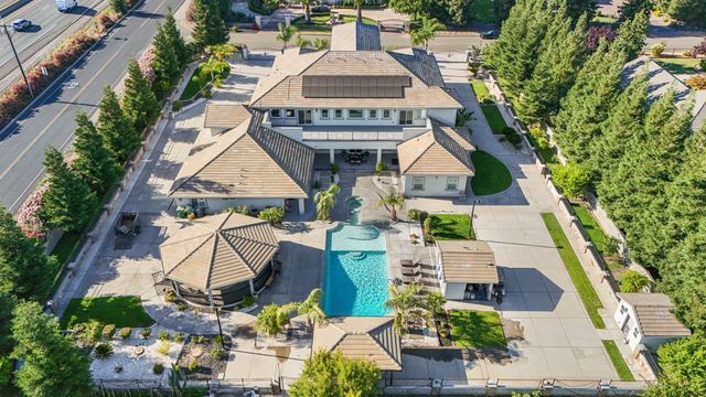 4600 Tudor Rose Gln, Stockton, CA 95212