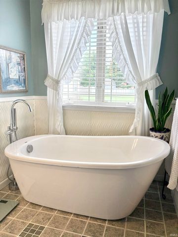 1507 Hawthorne Court, Princeton, IN 47670