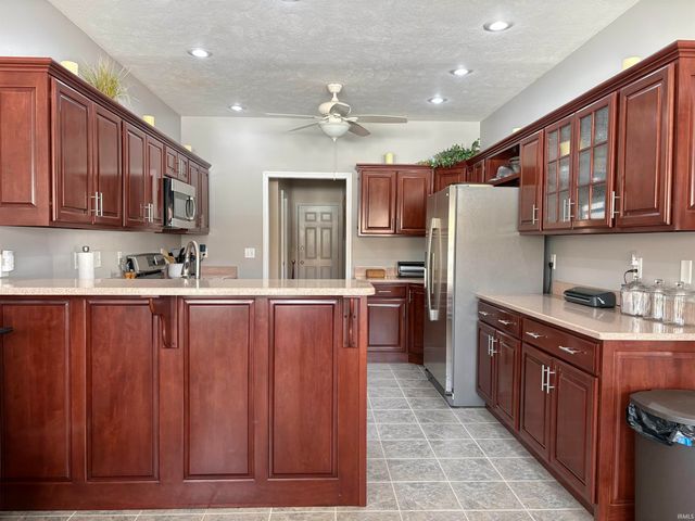 1507 Hawthorne Court, Princeton, IN 47670