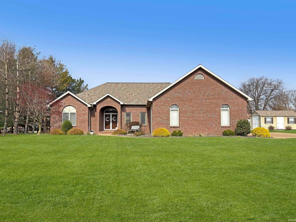 1507 Hawthorne Court, Princeton, IN 47670