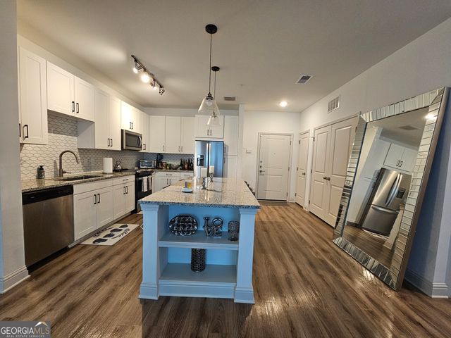 2180 Shadowood Parkway SE, Atlanta, GA 30339