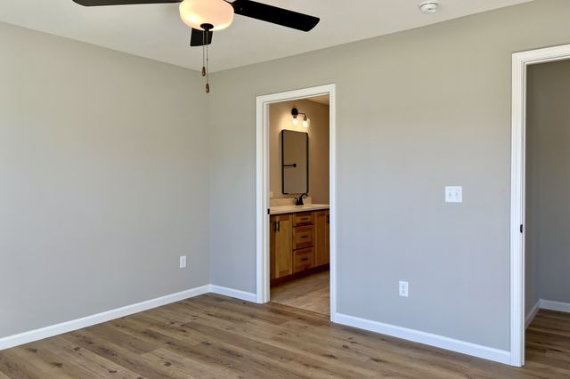 1106 Brook Court, Franklin, KY 42134