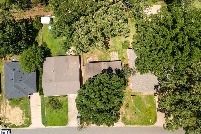 1106 N Hughes Street, Little Rock, AR 72207