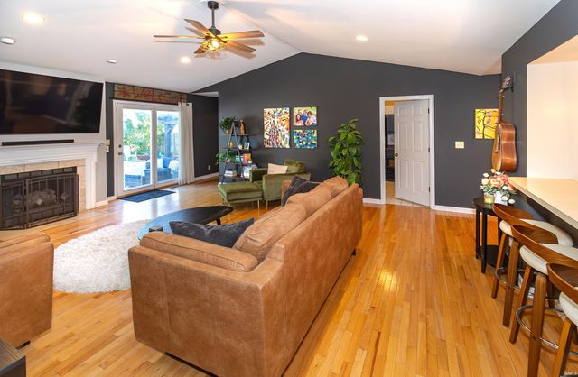 3023 Elmridge Drive, Evansville, IN 47711