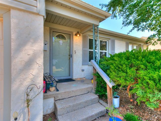 2105 Carlisle Road, Oklahoma City, OK 73120