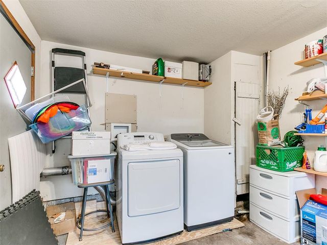 2105 Carlisle Road, Oklahoma City, OK 73120