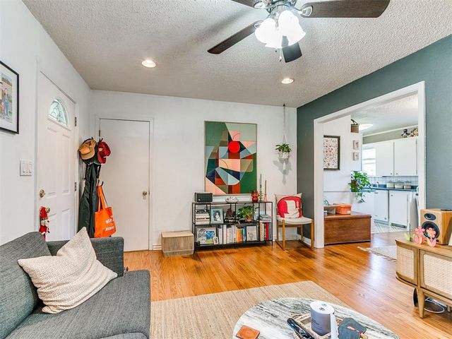 2105 Carlisle Road, Oklahoma City, OK 73120
