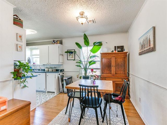 2105 Carlisle Road, Oklahoma City, OK 73120