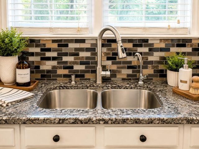 714 W Hampton Avenue W, Sumter, SC 29150