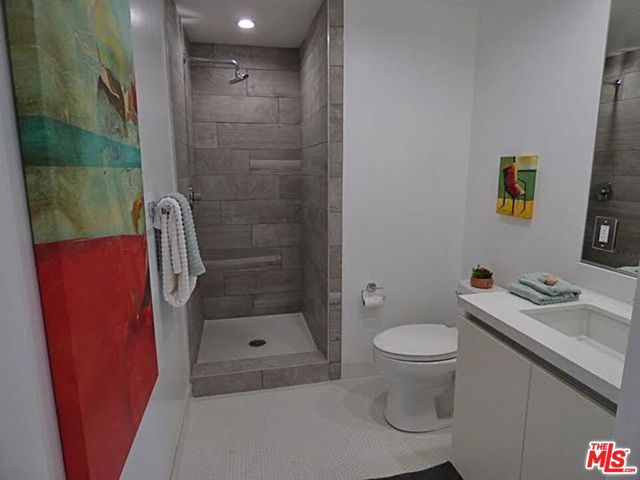 1526 ARMACOST Avenue 102, Los Angeles, CA 90025