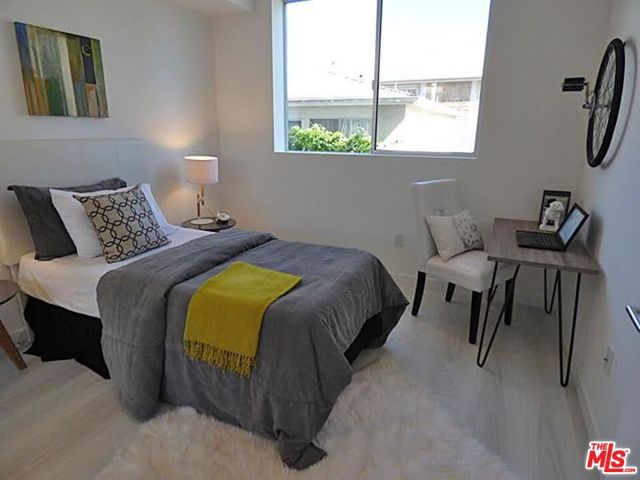 1526 ARMACOST Avenue 102, Los Angeles, CA 90025