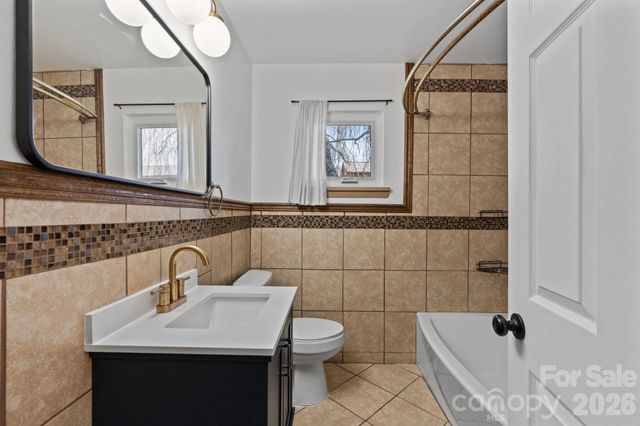 33 Monte Vista Terrace, Candler, NC 28715