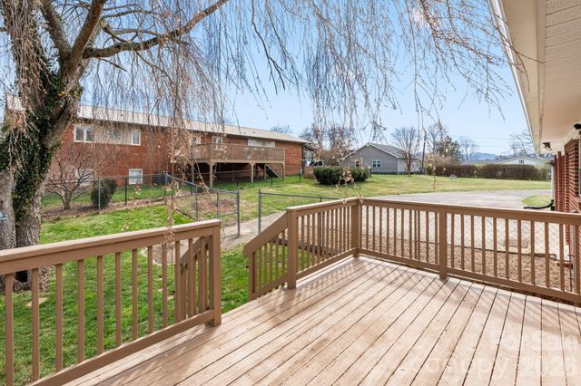 33 Monte Vista Terrace, Candler, NC 28715