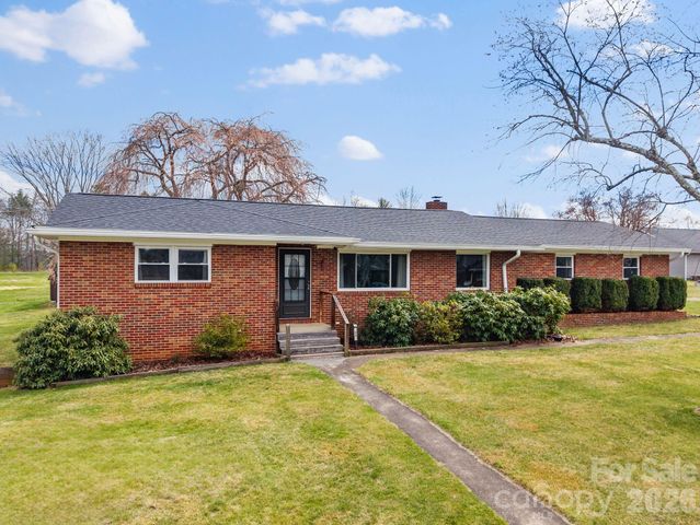 33 Monte Vista Terrace, Candler, NC 28715