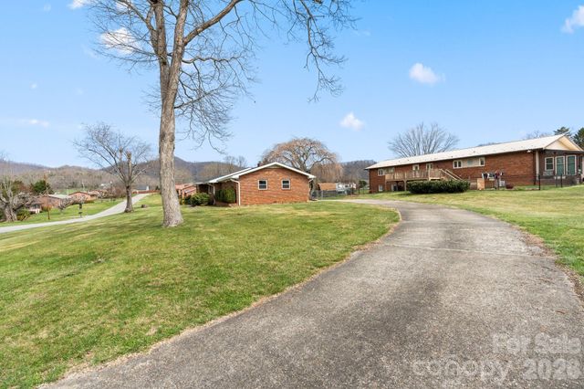 33 Monte Vista Terrace, Candler, NC 28715