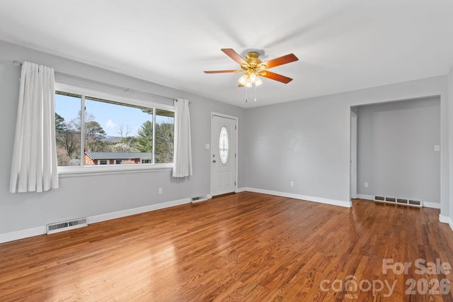 33 Monte Vista Terrace, Candler, NC 28715