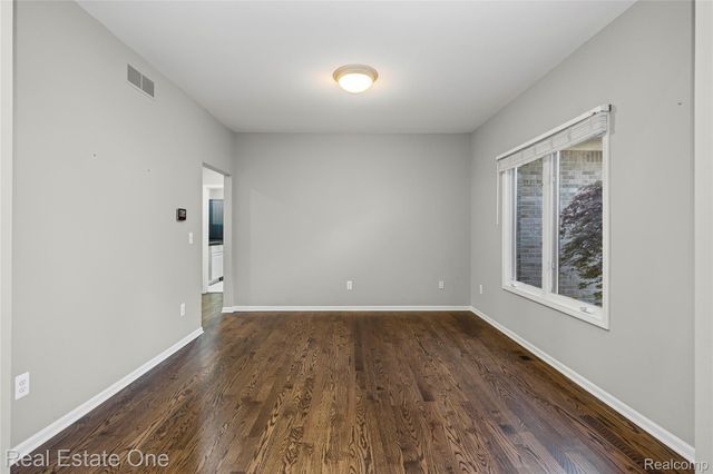 4659 Camelina Street, Commerce Charter Township, MI 48382