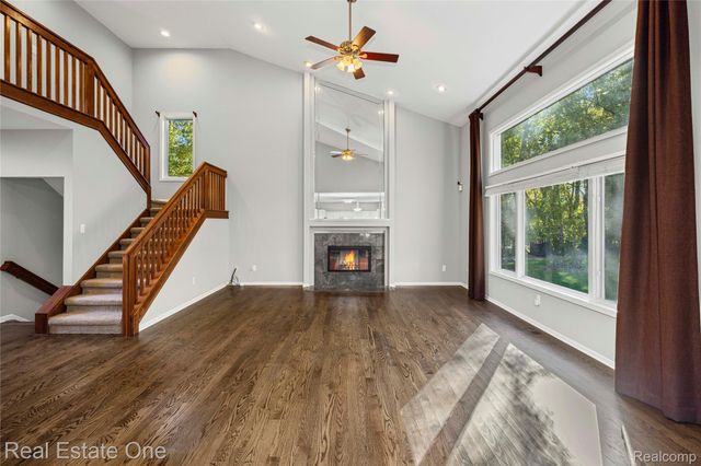 4659 Camelina Street, Commerce Charter Township, MI 48382