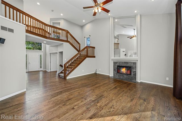 4659 Camelina Street, Commerce Charter Township, MI 48382