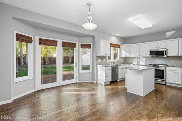 4659 Camelina Street, Commerce Charter Township, MI 48382