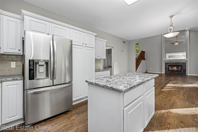 4659 Camelina Street, Commerce Charter Township, MI 48382