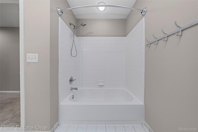 4659 Camelina Street, Commerce Charter Township, MI 48382