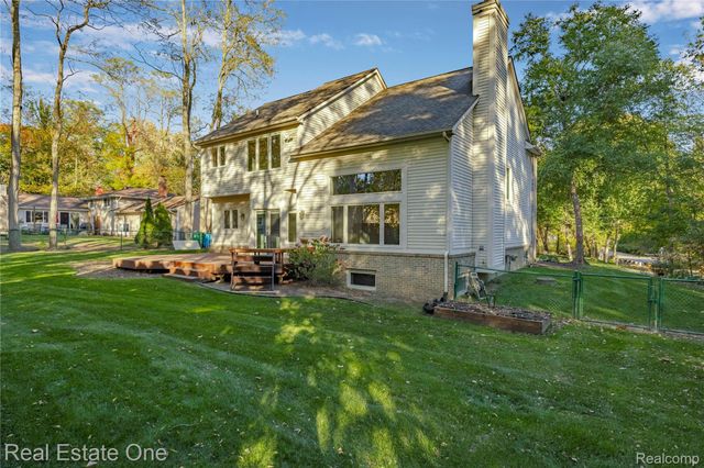 4659 Camelina Street, Commerce Charter Township, MI 48382