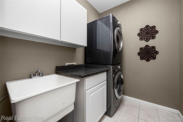 4659 Camelina Street, Commerce Charter Township, MI 48382