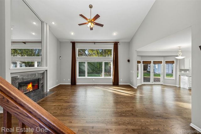 4659 Camelina Street, Commerce Charter Township, MI 48382