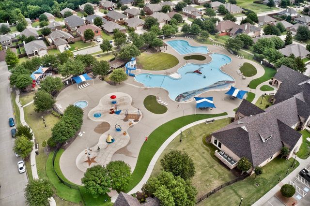 698 Langdon Street, Lavon, TX 75166