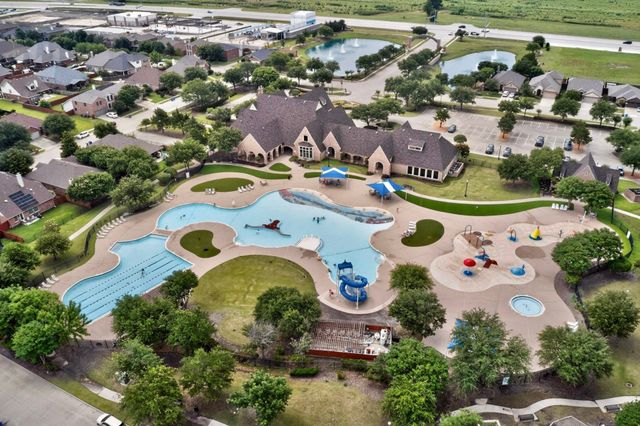 698 Langdon Street, Lavon, TX 75166