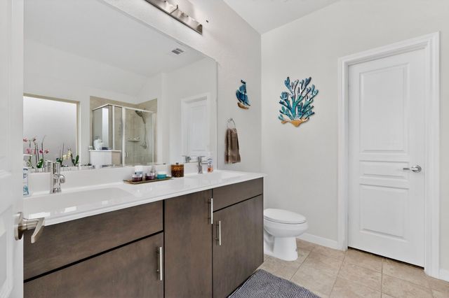 698 Langdon Street, Lavon, TX 75166