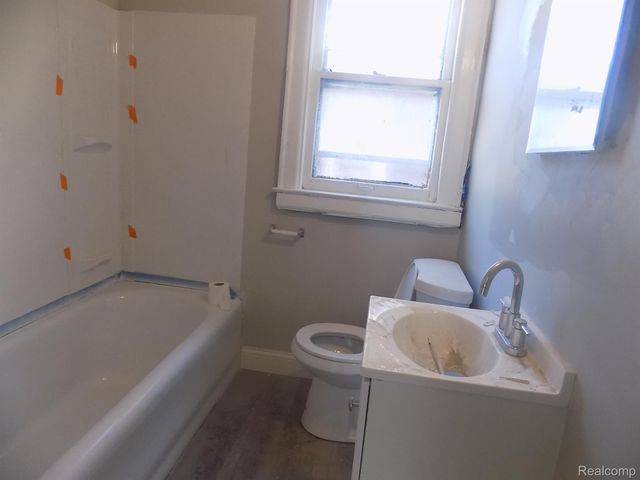 14137 MANSFIELD Street, Detroit, MI 48227