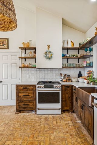 3402 Blackburn Rd, Santa Fe, TN 38482