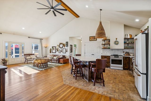 3402 Blackburn Rd, Santa Fe, TN 38482