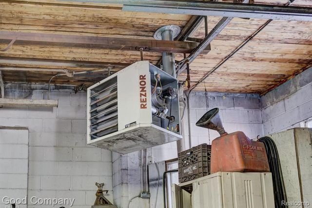 14248 9 Mile Road, Warren, MI 48089