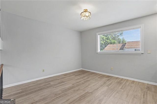 7307 Cardigan Circle, Atlanta, GA 30328