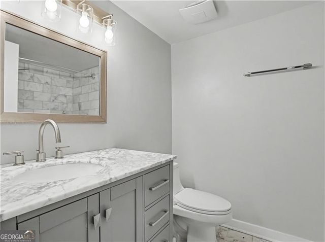 7307 Cardigan Circle, Atlanta, GA 30328