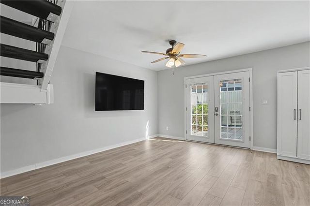 7307 Cardigan Circle, Atlanta, GA 30328