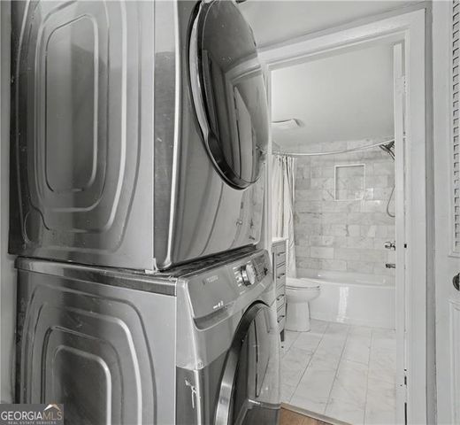 7307 Cardigan Circle, Atlanta, GA 30328