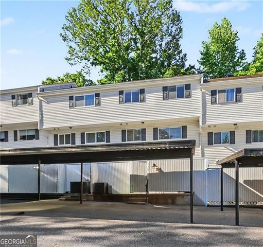 7307 Cardigan Circle, Atlanta, GA 30328