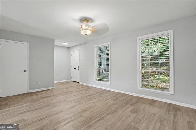 7307 Cardigan Circle, Atlanta, GA 30328