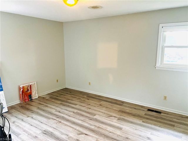 417 Fulton Avenue, Mount Airy, NC 27030