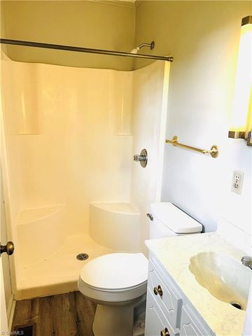417 Fulton Avenue, Mount Airy, NC 27030