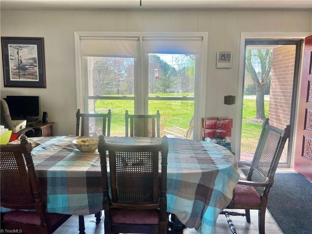 417 Fulton Avenue, Mount Airy, NC 27030