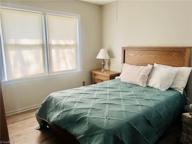 417 Fulton Avenue, Mount Airy, NC 27030